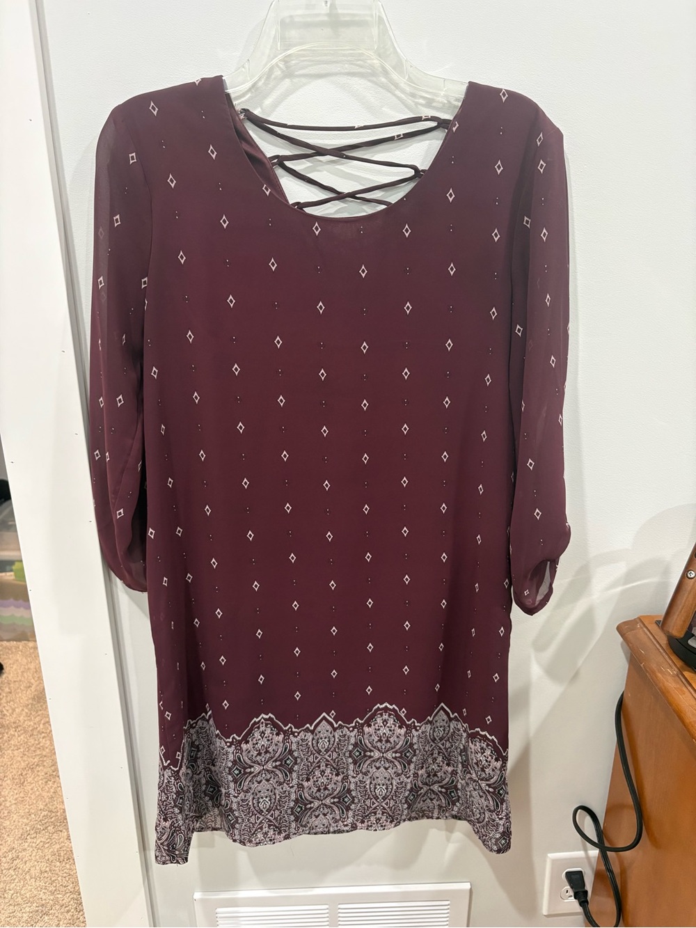 Maurices XS Maroon Printed 3/4-Sleeve Shift Dress with Crisscross Back